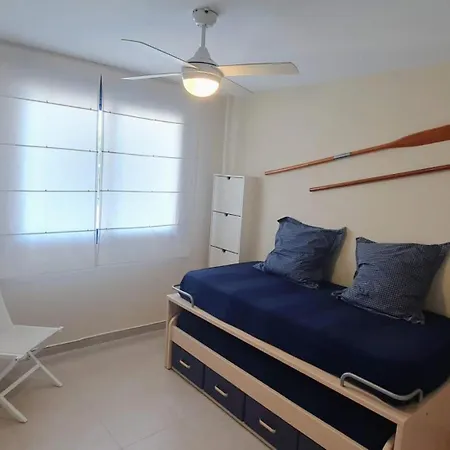 Frente A La Marina De * Denia