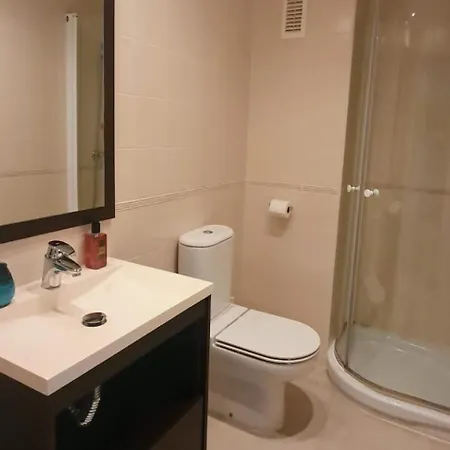 Frente A La Marina De *